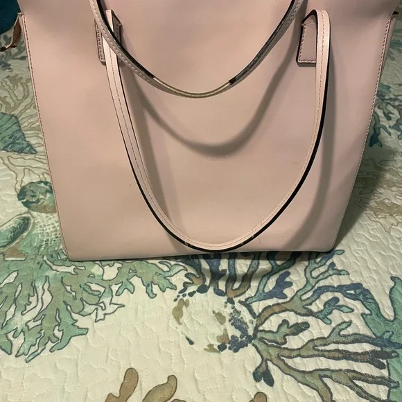 Kate Spade Pink Tote Versatile Design - Picture 2 of 6